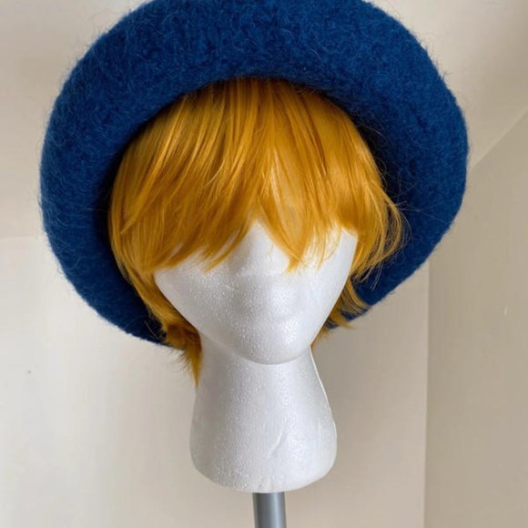 Rainbow Hummingbird Wool Bucket Bowler Hat - Picture 4 of 7